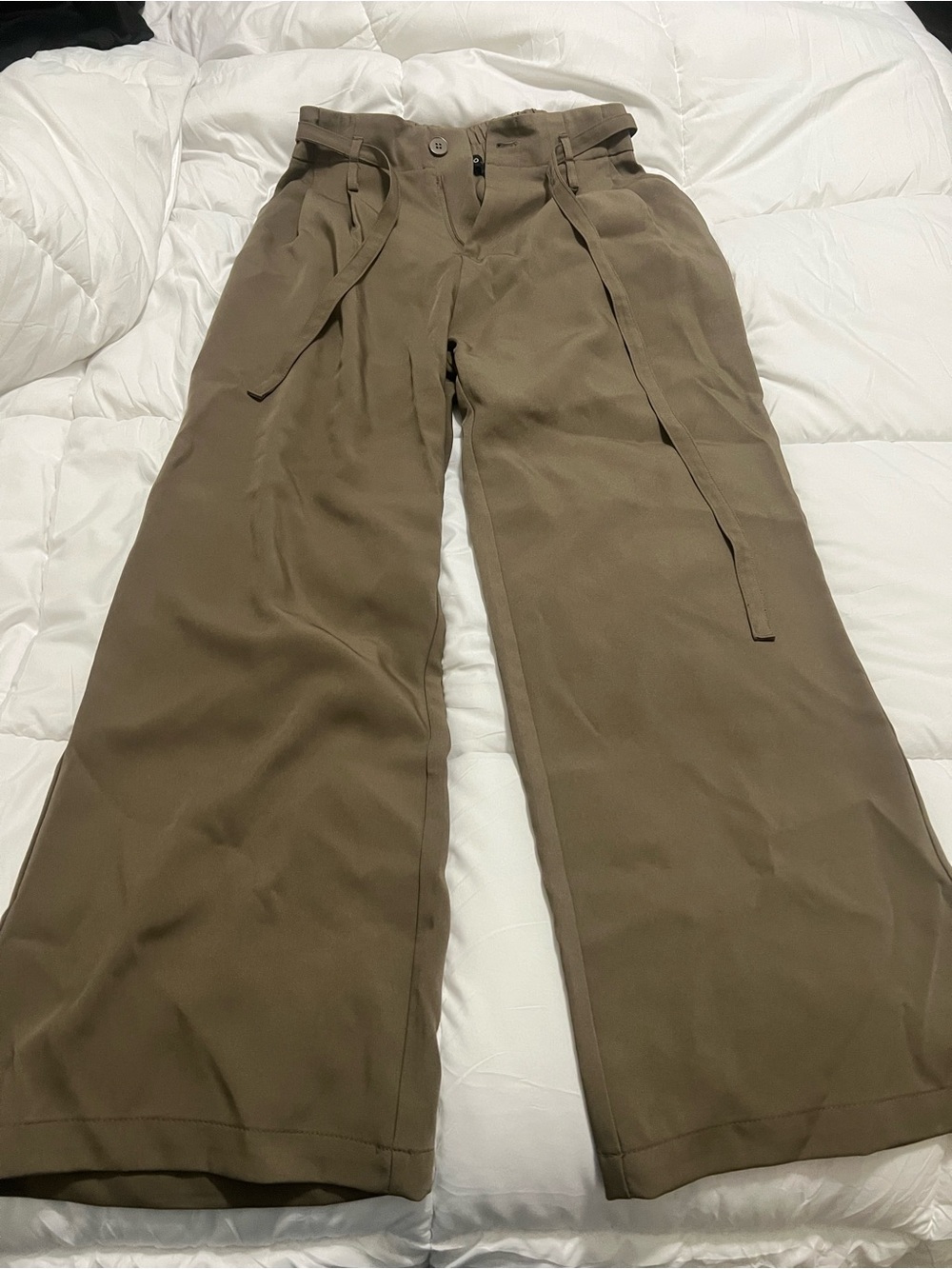 High-Waist Straight-Leg Pants in Brown with Tie Belt